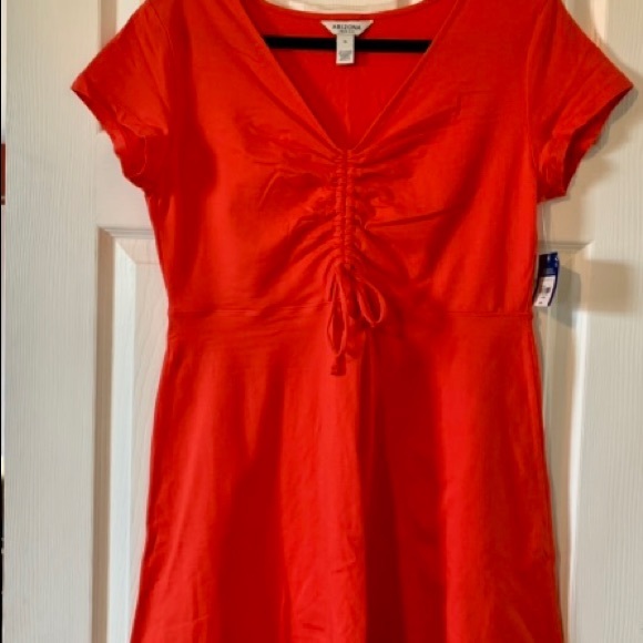 New woman’s red dress - Picture 3 of 7
